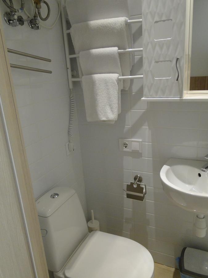 Hotel Mini Elegant à Kiev Extérieur photo